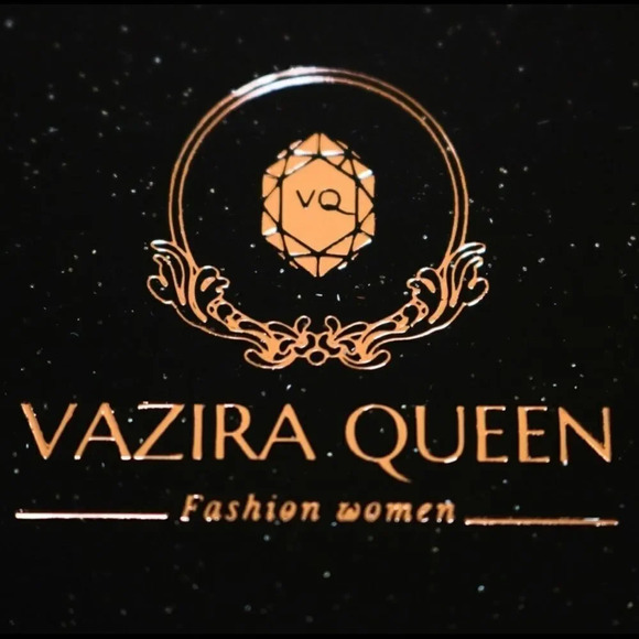 VQ Cat Brooch - Picture 5 of 6